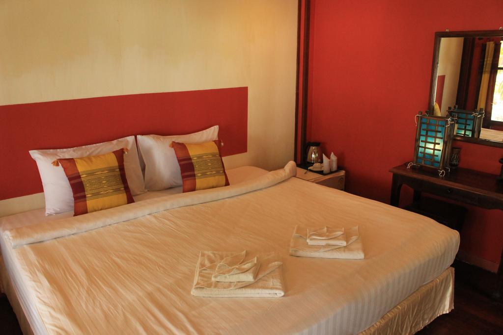 Hindard Resort Ko Kut 外观 照片